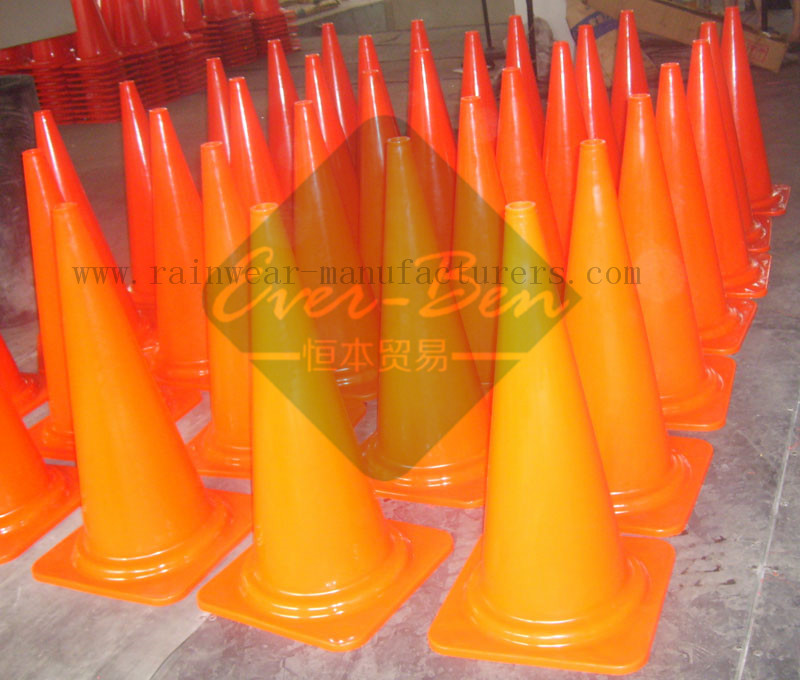 Bulk safety cones factory